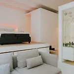 דירה Luxury Loft With Private Parking