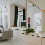 דירה Luxury Loft With Private Parking לייז'