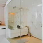 Luxury Loft With Private Parking