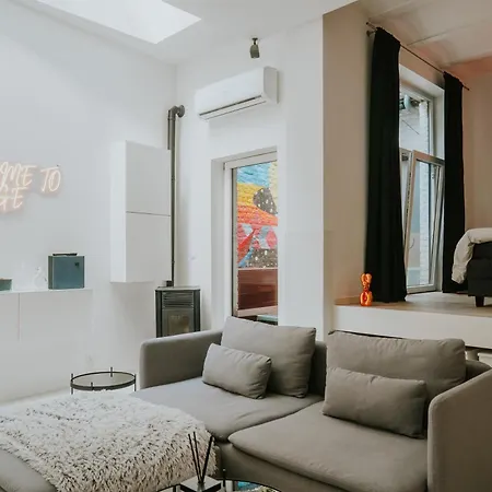 Luxury Loft With Private Parking Apartament Liège