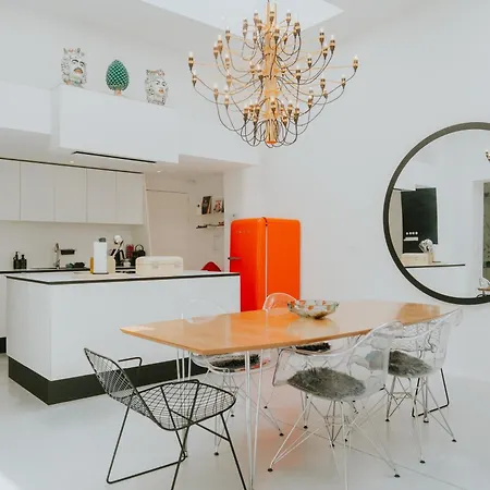 Διαμέρισμα Luxury Loft With Private Parking Λιέγη