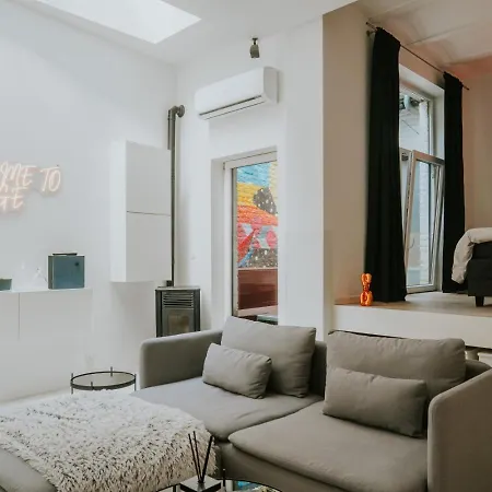 Luxury Loft With Private Parking * Λιέγη