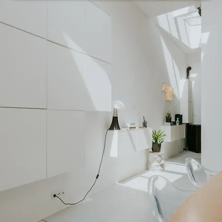 Luxury Loft With Private Parking 리에주