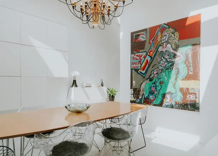 Lägenhet Luxury Loft With Private Parking